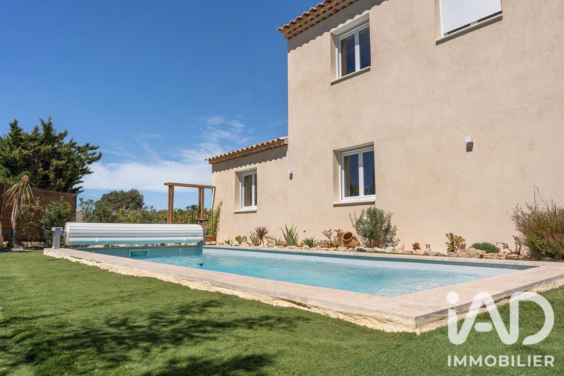 Casa a Le Castellet, Provenza-Alpi-Costa Azzurra, Francia 1 - 18777096