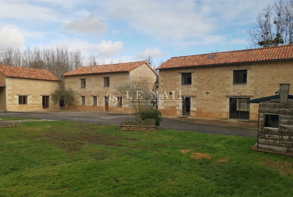 Altro a Sainte-Maure-de-Touraine, Centro-Val della Loira, Francia 1 - 14998793