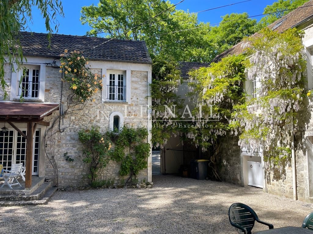 Rive de Seine Sud Est, Melun, France 5 - 18031392