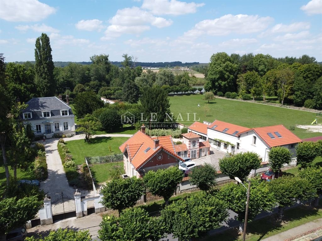Estate in Meaux, Ile-de-France, France 1 - 14824983