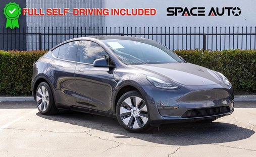 2020 Tesla Model Y Long Range Sport Utility 4D in Azusa, CA, United States 1