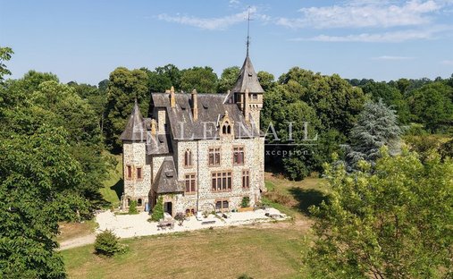 Castello a San Martino, Mayenne, Francia 1