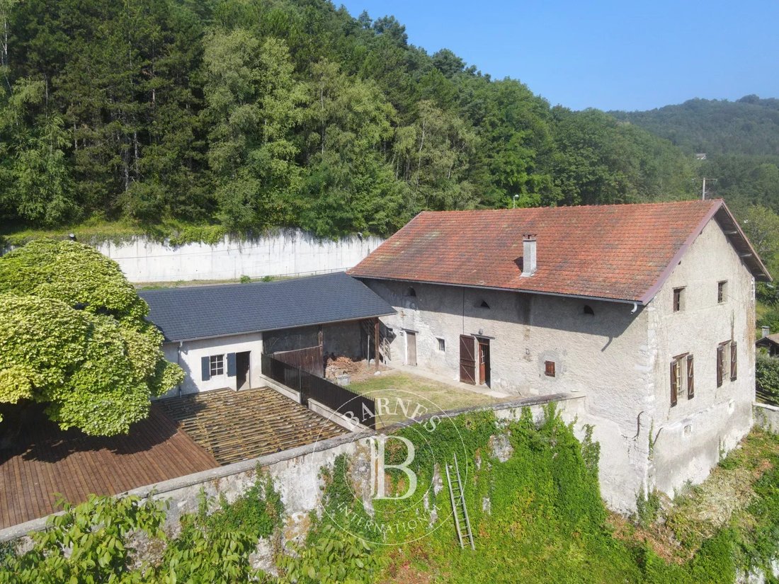 Casa a Chambéry, Auvergne-Rodano-Alpi, Francia 1 - 18775062