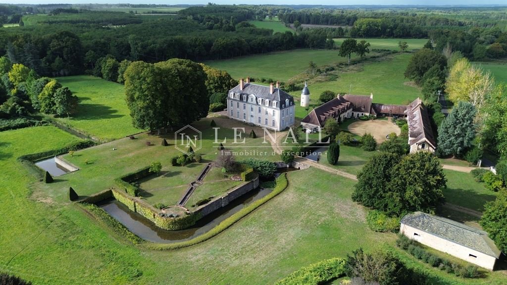Schloss in Centre Ville Sud, La Flèche, Frankreich 1 - 16548624