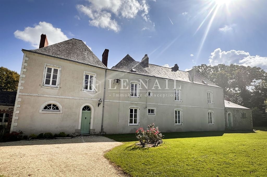 Estate in La Haie-Fouassiere, Pays de la Loire, France 3 - 14790853