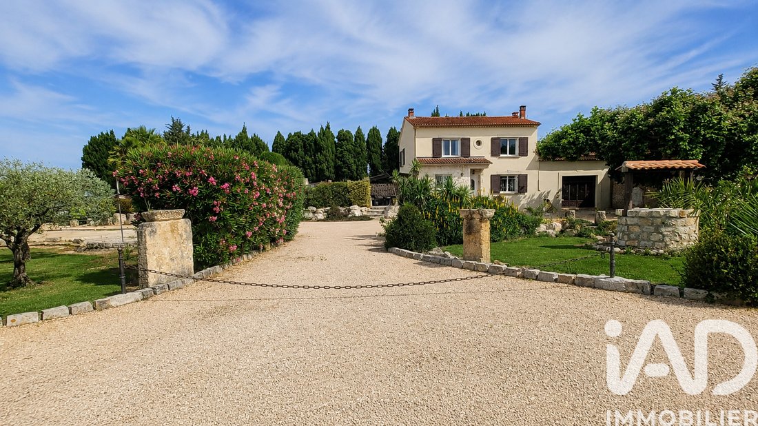 House in Graveson, Provence-Alpes-Côte d'Azur, France 1 - 18100182