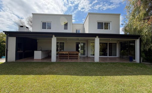 Casa en General Pacheco, Provincia de Buenos Aires, Argentina 1
