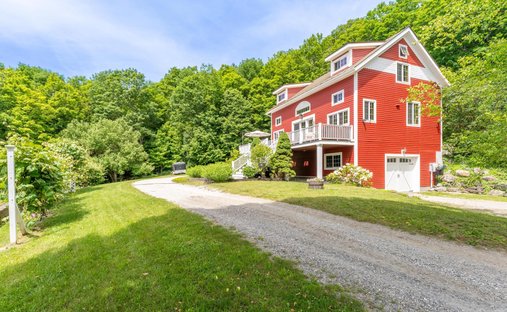 House in Middletown Springs, Vermont, United States 1