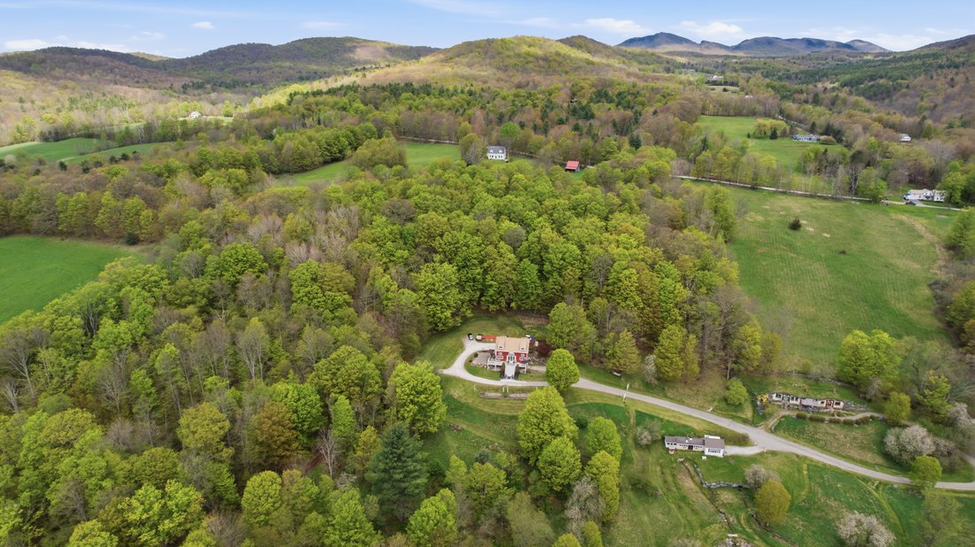 House in Middletown Springs, Vermont, United States 3 - 18775694
