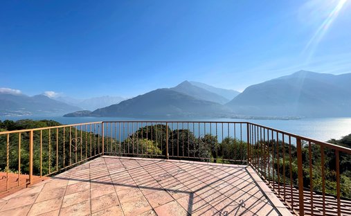 House in Cremia, Lombardy, Italy 1