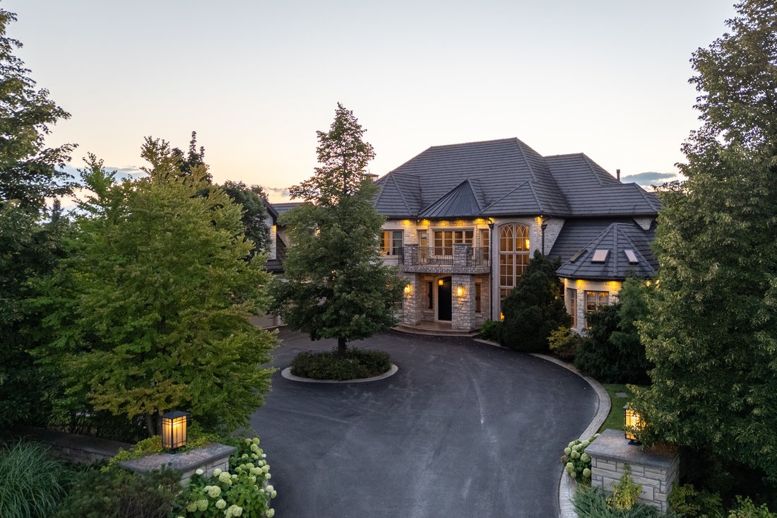 Estate in Halton Hills, Ontario, Canada 5 - 18775809