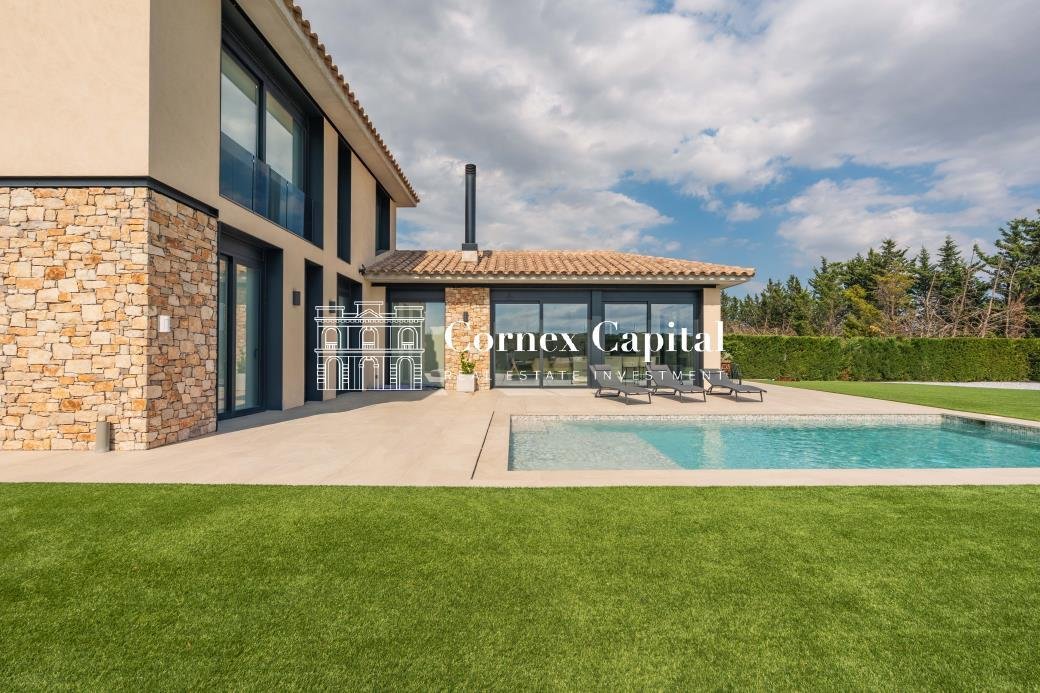 Villa in Navata, Catalonia, Spain 5 - 18781509