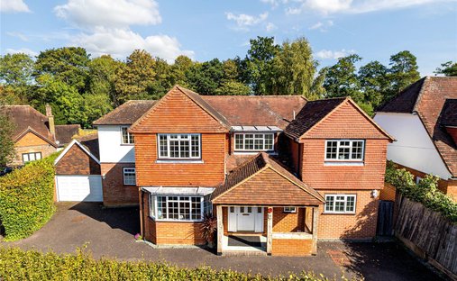 House in Newlands Corner, Guildford, England 1