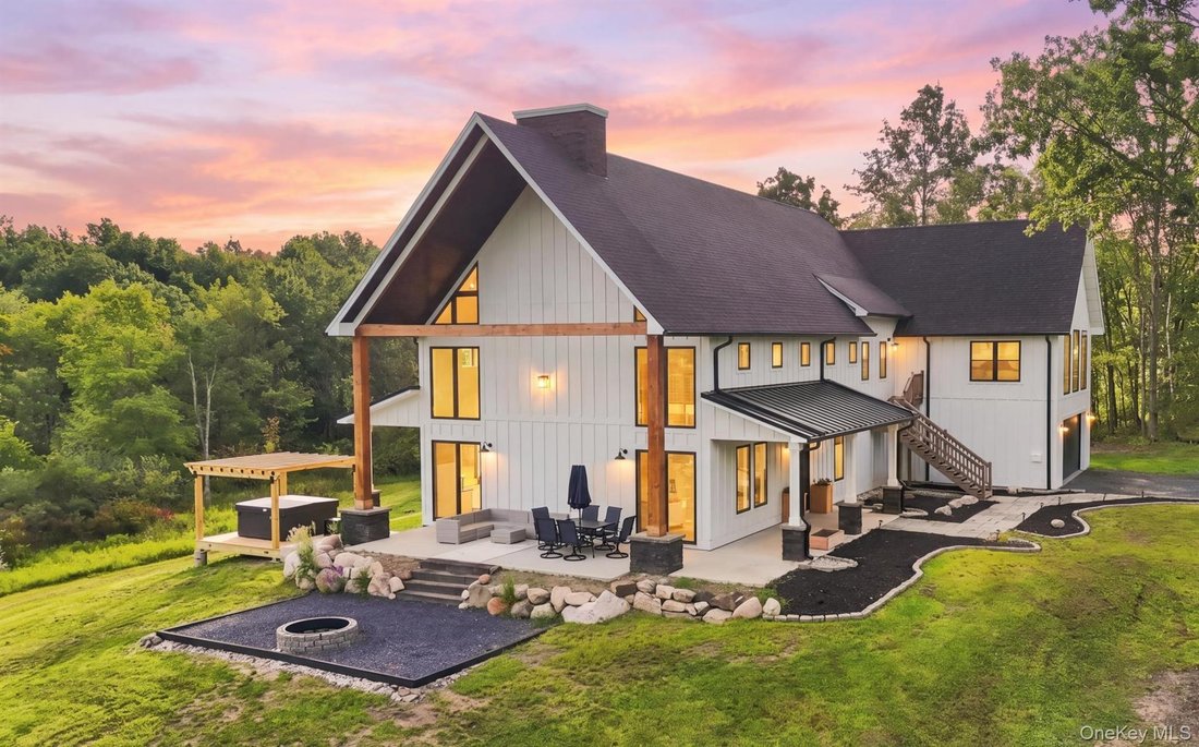 House in Gardiner, New York, United States 1 - 17843784