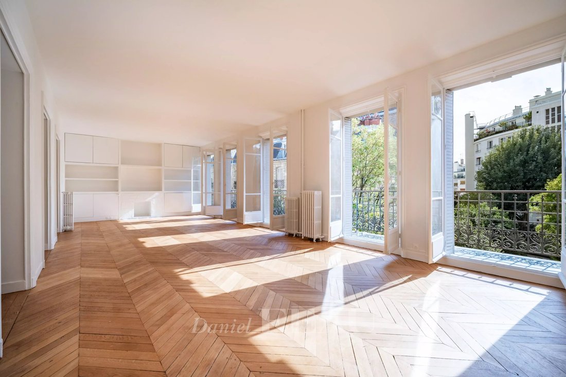 Apartment in Muette Sud, Paris 16e Arrondissement, Paris 1 - 18349791