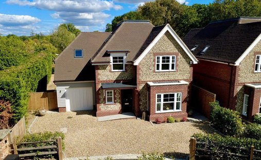 Casa a West Clandon, Inghilterra 1