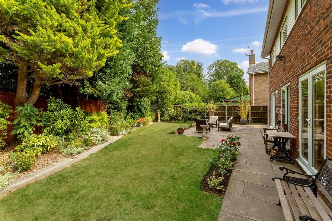 Haus in Banstead, Reigate and Banstead, England 5 - 18778969
