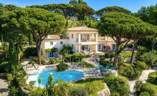 Villa in La Croix-Valmer, Provence-Alpes-Côte d'Azur, France 1