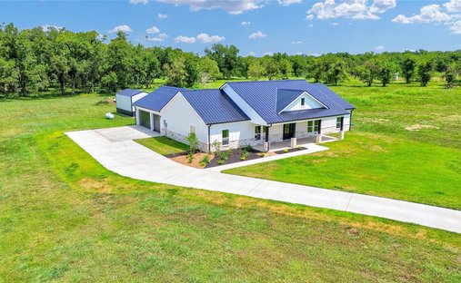 House in Angleton, Texas, United States 1