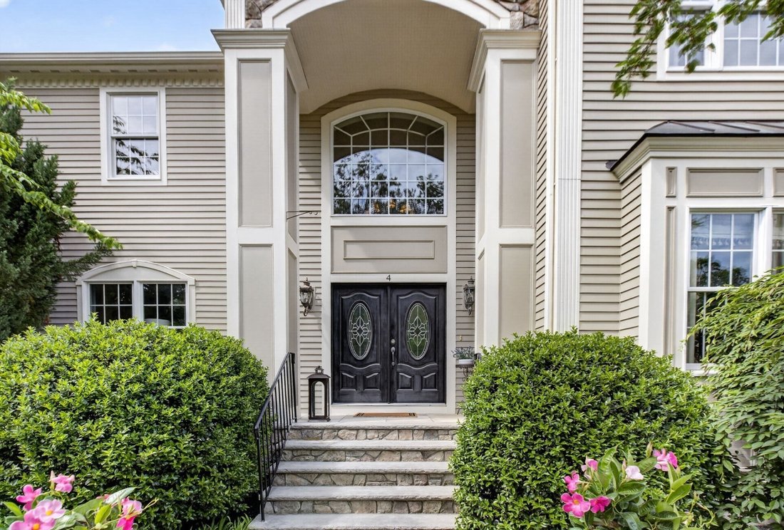 House in Middleton, Massachusetts, United States 2 - 18202103
