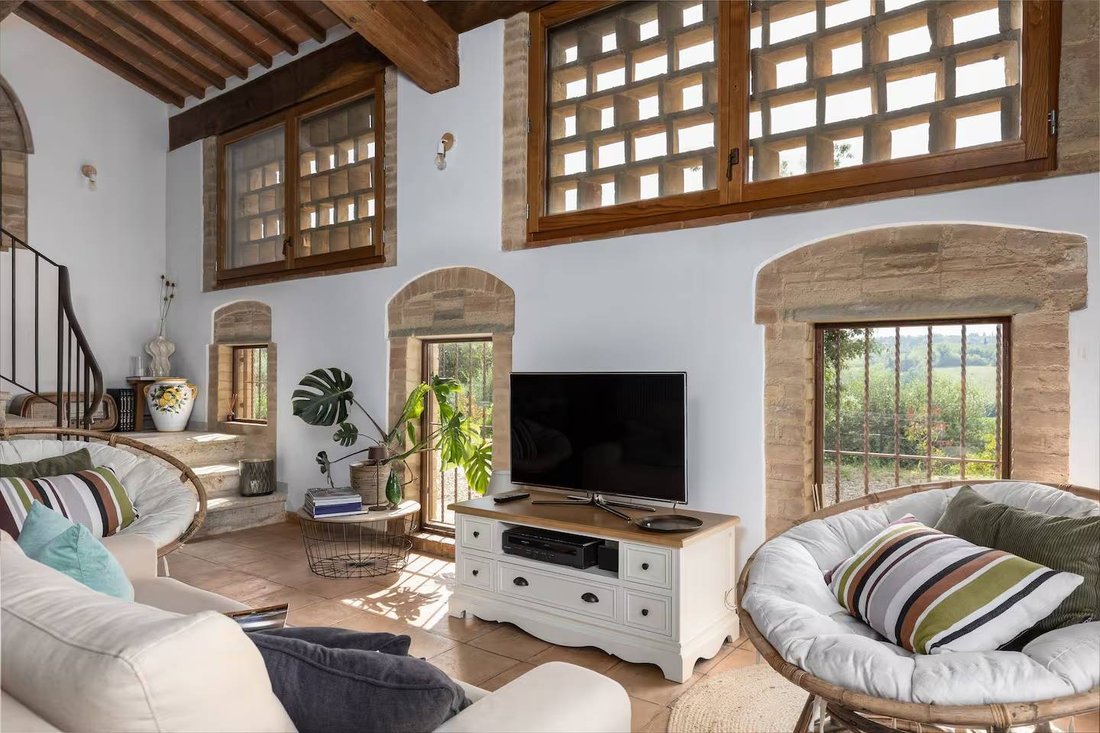 Country House in San Gimignano, Tuscany, Italy 4 - 18781137