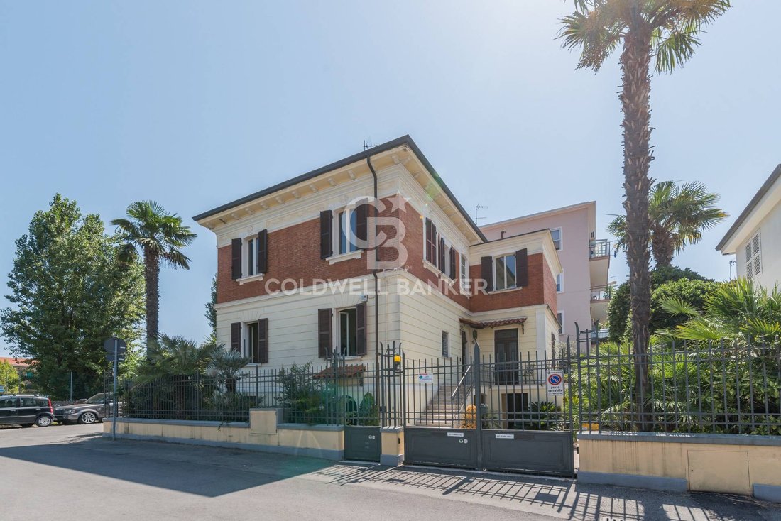 Villa in Stadium - Hospital, Rimini, Emilia-Romagna 1 - 18781139