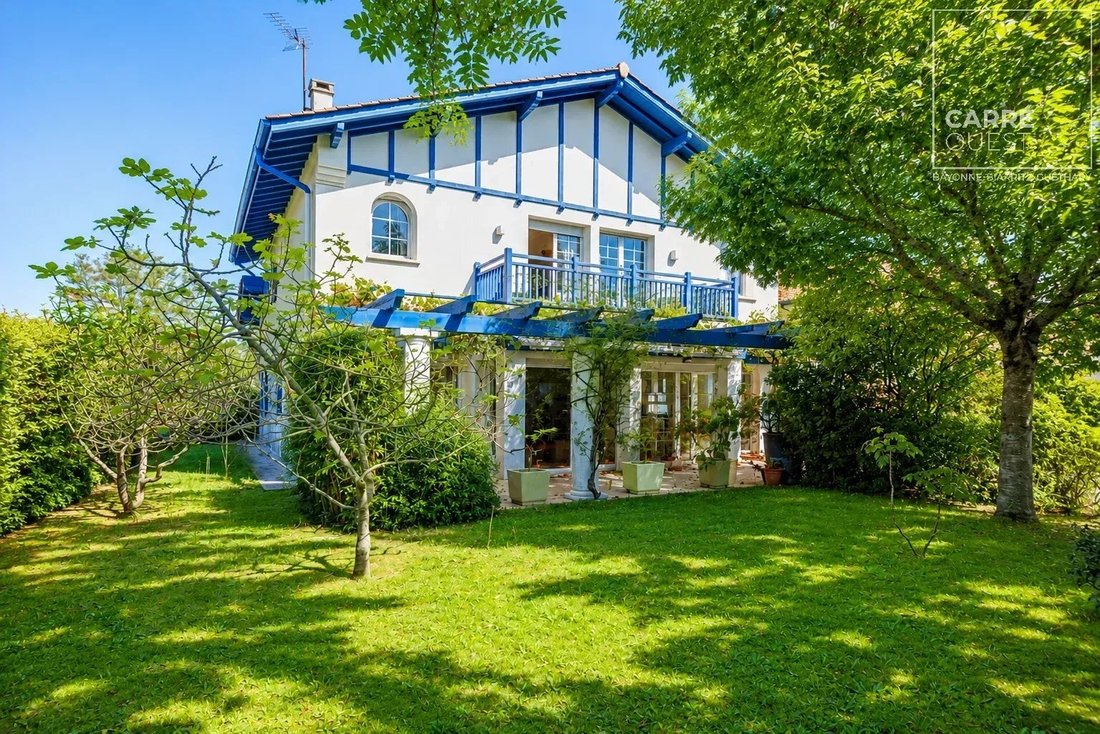 House in Saint Martin-Cité des Fleurs, Biarritz, France 2 - 17135899