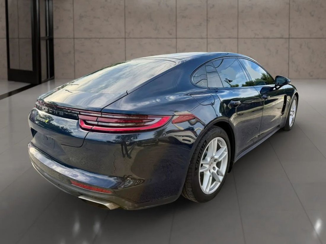 Sedan in West Palm Beach, FL, United States 3 - 18780799