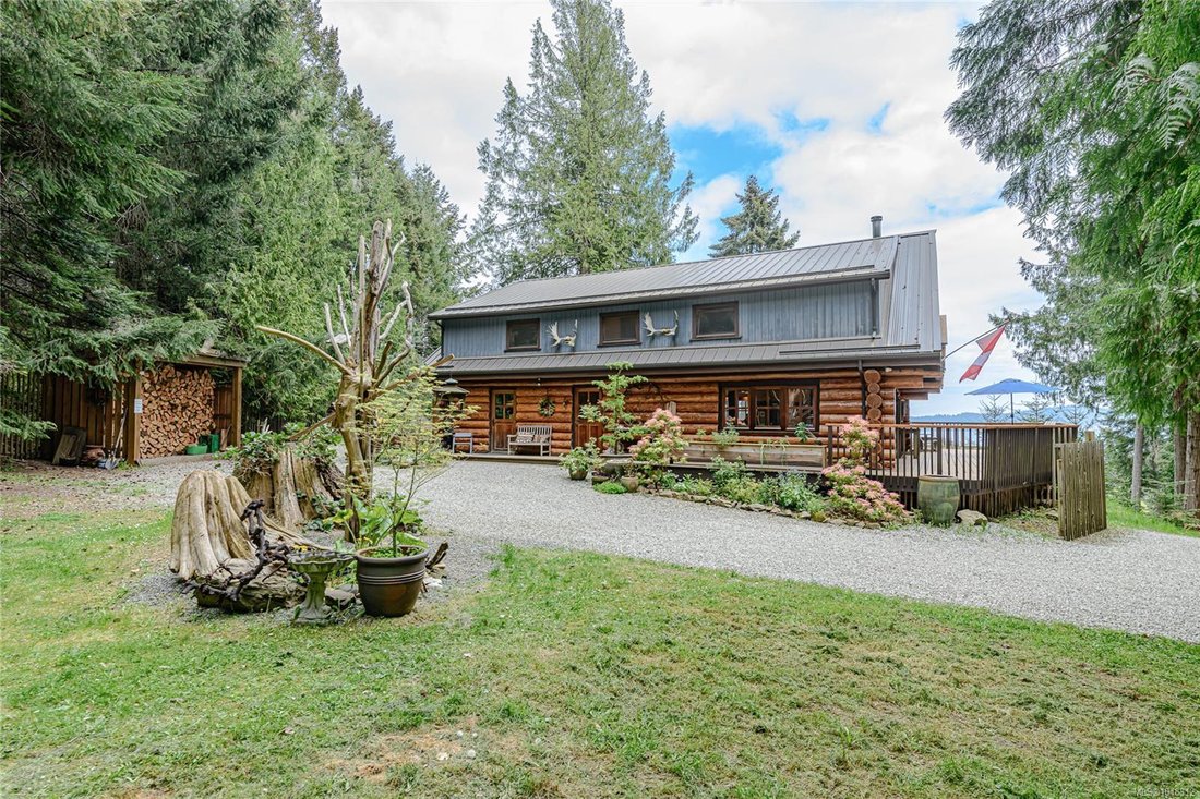 House in Saltspring Island, British Columbia, Canada 4 - 18781316