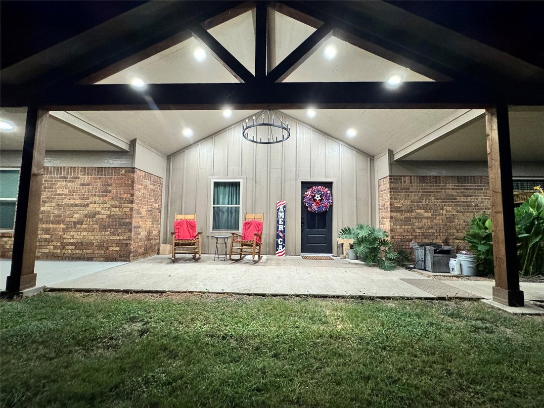 House in Salado, Texas, United States 3 - 18779638
