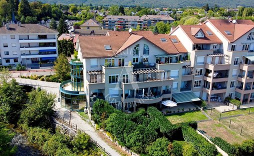 Appartement à Divonne-les-Bains, Auvergne-Rhône-Alpes, France 1