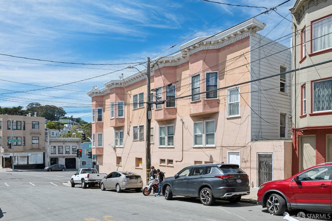 Andere in San Francisco, Kalifornien, Vereinigte Staaten 4 - 18778517