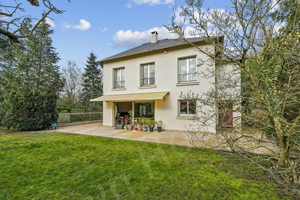 Maison à Côte Saint Louis, Garches, France 2 - 18777814