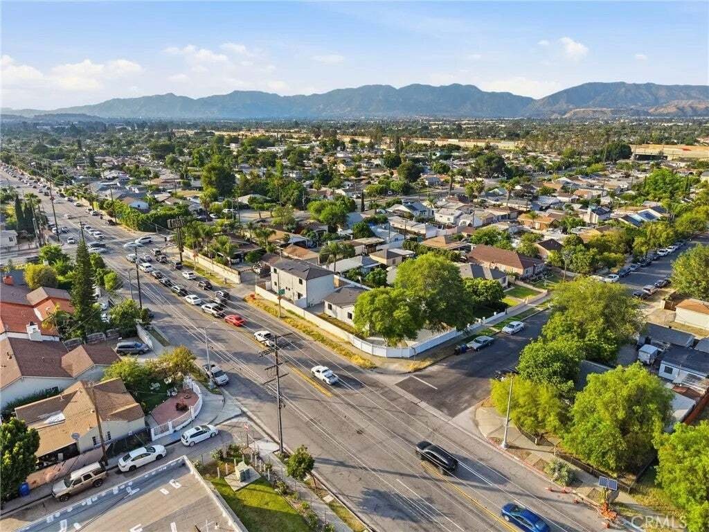 Condo in Los Angeles, California, United States 3 - 18779473