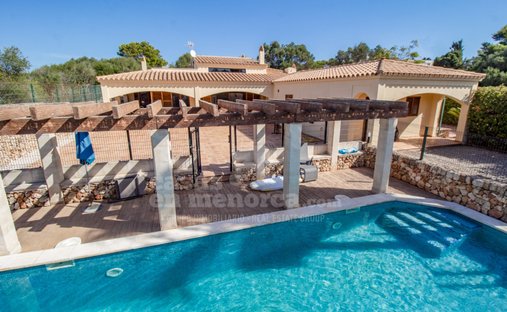 Chalet in Sant Lluis, Balearic Islands, Spain 1
