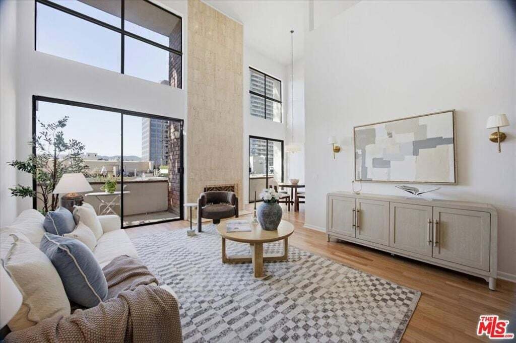 Condominio a Los Angeles, California, Stati Uniti 5 - 18779429