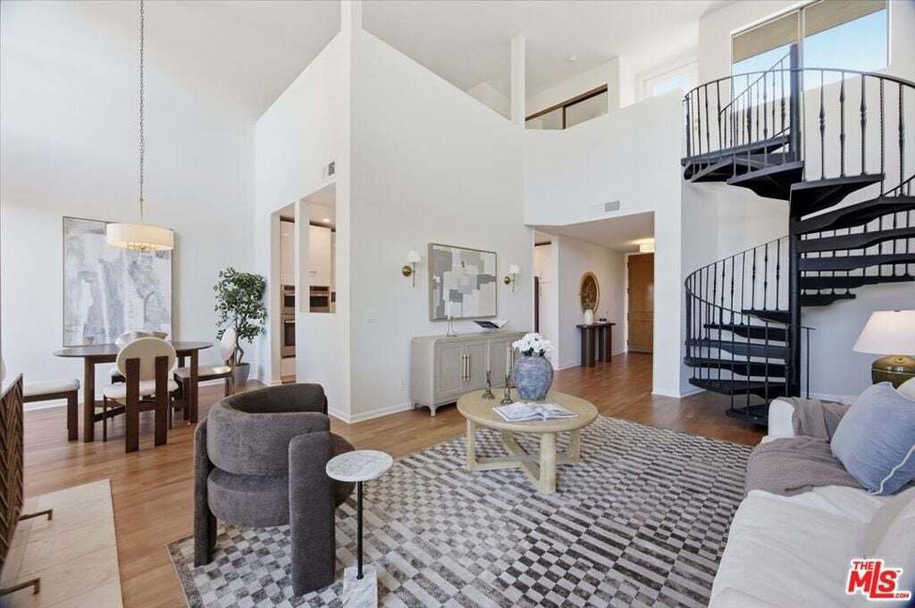 Condominio a Los Angeles, California, Stati Uniti 1 - 18779429
