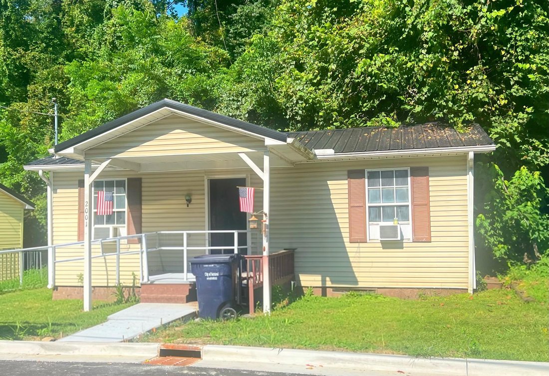 House in Russell, Kentucky, United States 4 - 18778626