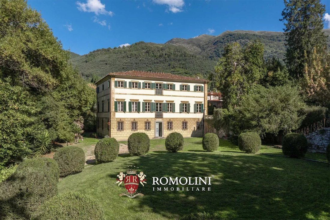 Villa a Camaiore, Toscana, Italia 1 - 18777713