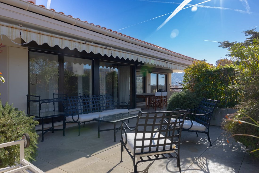 Appartement à Cannes, Provence-Alpes-Côte d'Azur, France 1 - 18778075