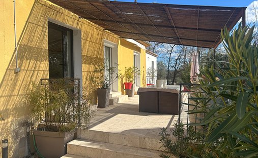 Villa in Brignoles, Provence-Alpes-Côte d'Azur, Frankreich 1