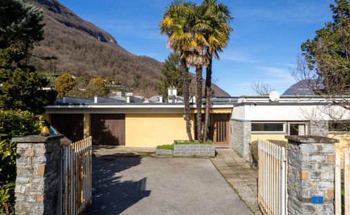 Villa in Riva San Vitale, Ticino, Switzerland 1