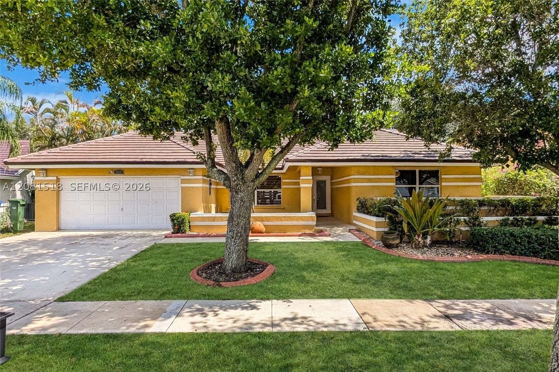 Haus in Pembroke Pines, Florida, Vereinigte Staaten 1 - 18779040