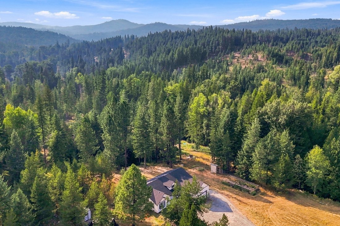 House in Cocolalla, Idaho, United States 2 - 18778337