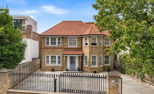 House in Twickenham, Richmond Upon Thames, England 1