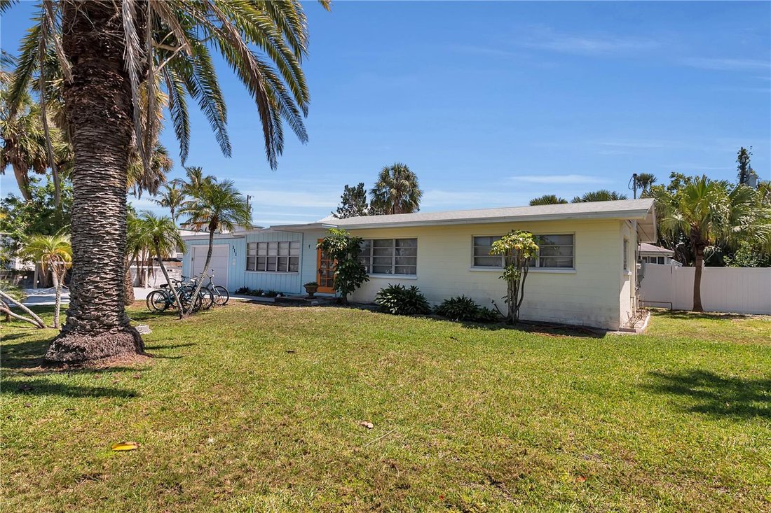 Casa en Holmes Beach, Florida, Estados Unidos 2 - 18779244