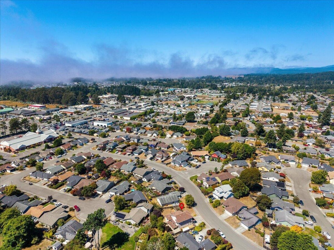 Otros en McKinleyville, California, Estados Unidos 4 - 18777213