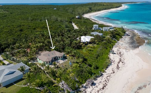 House in Governor's Harbour, The Bahamas 1