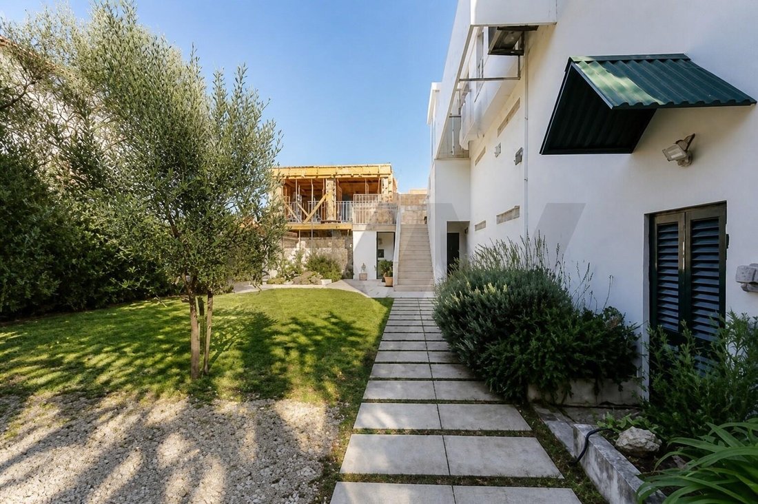 Townhouse en Carcavelos y Parede, Distrito de Lisboa, Portugal 4 - 18781935