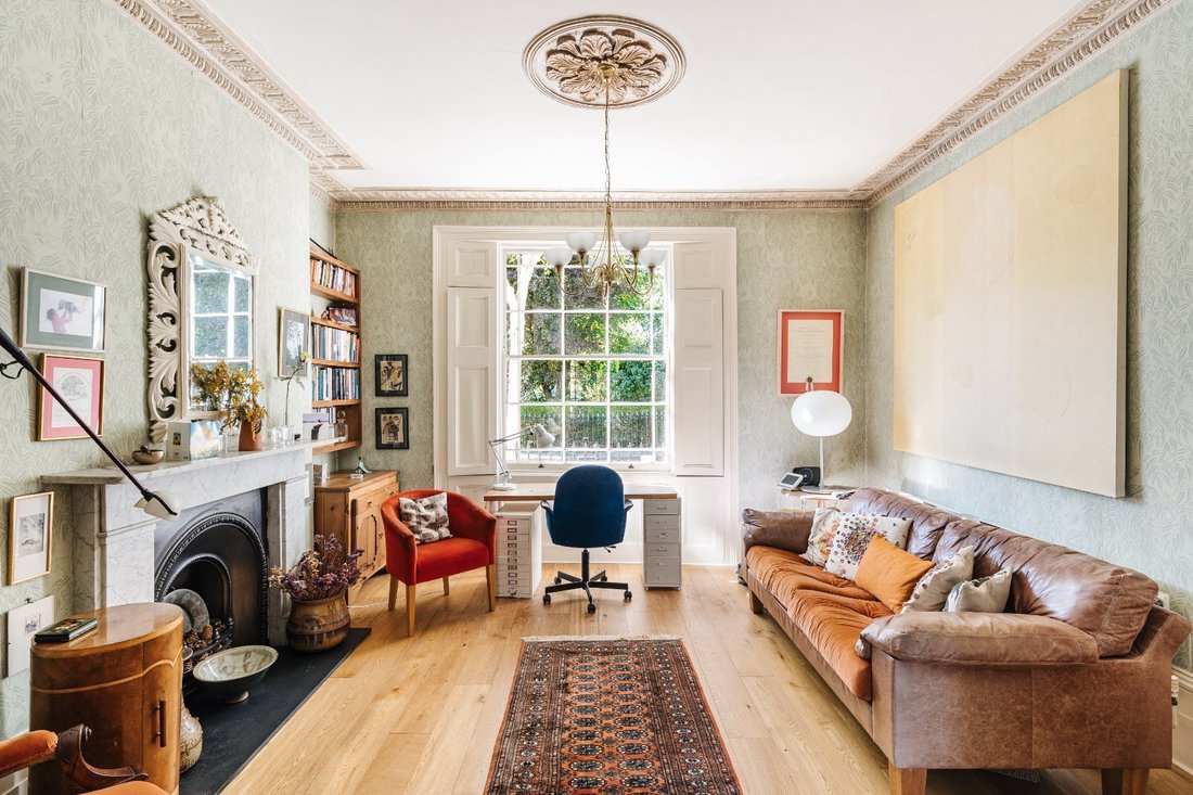 Haus in Clerkenwell, Islington, England 2 - 18776912